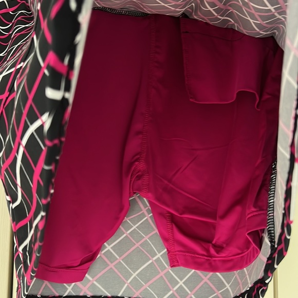 Tail Skort - Picture 3 of 8